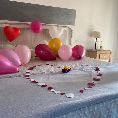 Orchidea Del Garda Bed & Breakfast Peschiera del Garda Luaran gambar